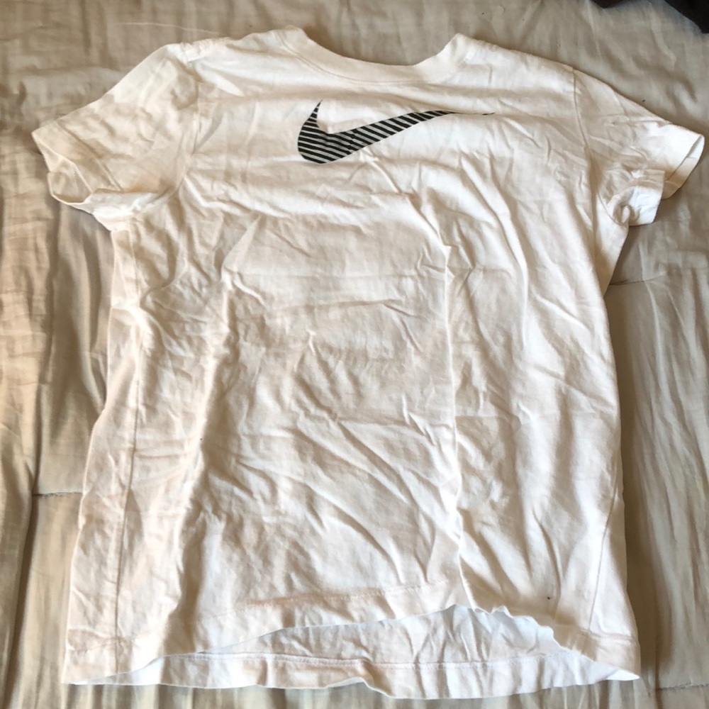 A short sleeve tee!